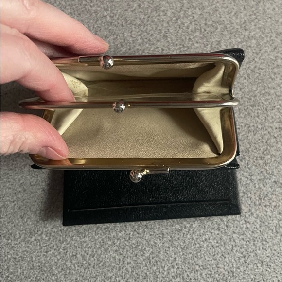 Vintage Black English Morocco Leather Change/Coin Wallet - Picture 9 of 13